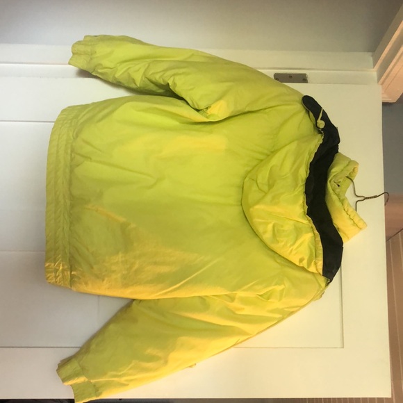 Ladies size medium down jacket - Picture 2 of 2